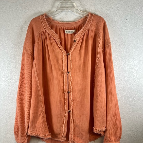 We The Free Moving Mountains Oversized Raw Hem Button Front Long Sleeve Large - Picture 4 of 8